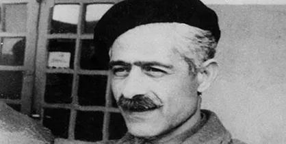 روایت جلال آل&zwnj;احمد از فحش دادن به شاه و دست&zwnj;بوسی روشنفکران