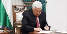 تلاش محمود عباس برای اقناع مقامات حماس درباره لغو انتخابات
