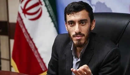 &laquo;درگاه این خانه بوسیدنی است&raquo; را بخوانید
