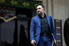 دهقانی: هواپیما‌های زمین‌گیر شده به شرکت‌های دانش‌بنیان واگذار می‌شود