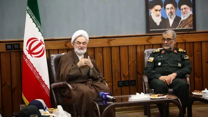 امام جمعه رشت: حضور حماسی مردم در خیابان&zwnj;ها بزرگ&zwnj;ترین پشتوانهٔ نظام و ولایت است / امنیت محصول ایمان است نه اسلحه