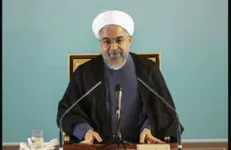 شوخی مجری تلویزیون با اظهارات روحانی درباره مراوده بین ابر و درختان