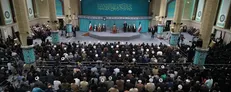 رهبر انقلاب: جمهوری اسلامی دست دوستی به سمت همه دولت‌های اسلامی دراز کرده است + فیلم