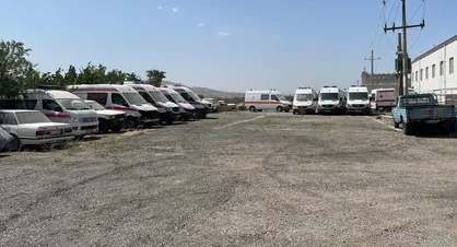 ترخیص ۹۸ دستگاه آمبولانس رسوبی از مرز بازرگان