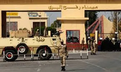 بازگشایی گذرگاه رفح به تعویق افتاد