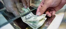 باید از ایجاد بازار ثانویه ارزی جلوگیری شود/ مشکل اصلی بازار ارز سفته‌بازی بود