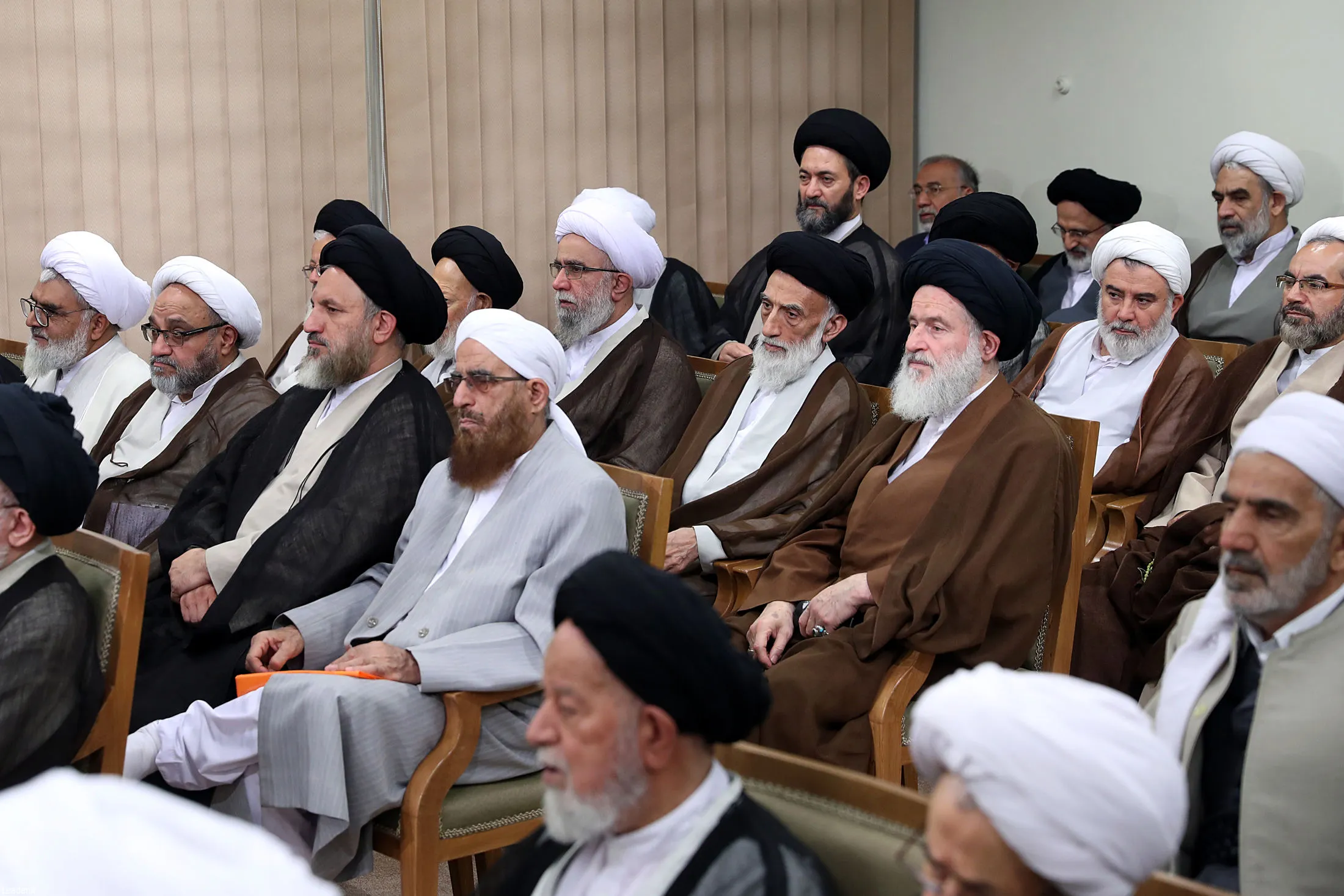امام خامنه ای