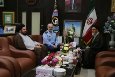 امام جمعه تبریز با فرمانده نیروی هوایی ارتش دیدار کرد +عکس
