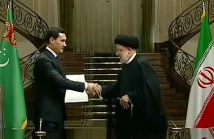 ایران و ترکمنستان ۹ سند همکاری امضا کردند