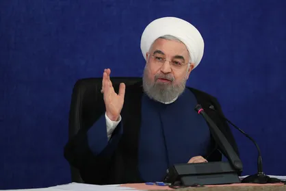 روحانی: تولید به حرکت خود ادامه دهد تا معیشت مردم دچار مشکل نشود