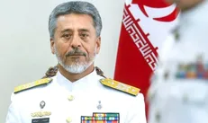 دریادار سیاری: نیروی انسانی تاثیرگذارتر از تجهیزات و فناوری در جنگ هاست