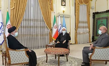 برگزاری نشست هفتگی سران قوا به میزبانی رئیس قوه قضاییه