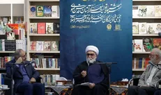 کتابخوانی نباید تشریفاتی باشد؛ باید در زندگی مردم جریان یابد