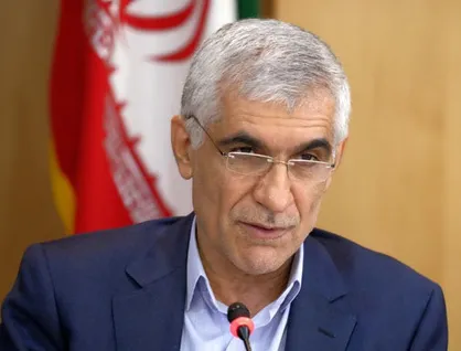 افشانی عقب نشینی کرد/ ماندن شهردار منوط به استفساریه از مجلس