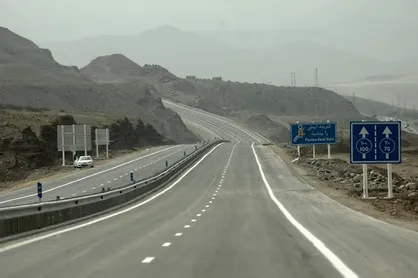 مشکلات جاده&zwnj;ای سیستان و بلوچستان سالانه تعداد زیادی از مردم را به مرگ می&zwnj;کشاند
