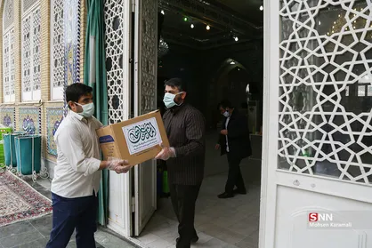 اهدای بسته&zwnj;های بهداشتی در میان کادر درمان بیمارستان&zwnj;های همدان به مناسبت فرا رسیدن نیمه شعبان