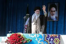 بازتاب گسترده خطبه‌های نماز عید فطر رهبر انقلاب در رسانه‌های خارجی