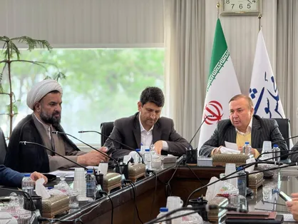 نشست مجمع نمایندگان آذربایجان&zwnj;شرقی با وزیر ارتباطات