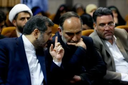 وزیر فرهنگ با صاحبنظران و فعالان مردمی حوزه عفاف و حجاب دیدار کرد/
یادداشت دبیر شورای فرهنگ عمومی