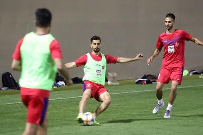 عالیشاه در پرسپولیس ماندنی است