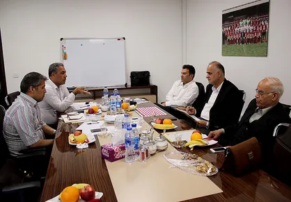 جزئیات جلسه امروز هیئت مدیره پرسپولیس/ پرداخت مطالبات و تمدید قرارداد برانکو