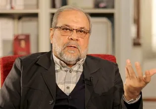 ذوالقدر: مشت گره‌کرده رهبر شهید در لحظه عروج نماد ماندگار دکترین امنیت ملی ماست
