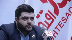 پولادرگ: اعلام لغو تحریم‌ها بازی انتخاباتی دولت است / تفاوت راستی آزمایی مورد نظر دولت و نظام