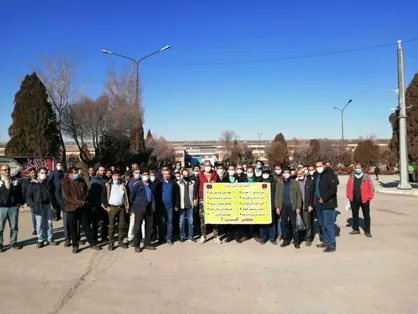مسئولان برای حل مشکلات هپکو راهی به جز استفاده ابزاری از کارگران در پیش گیرند