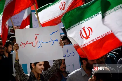 راهپیمایی ضد استکباری " اعتماد به تجربه " در دانشگاه شریف