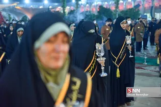مراسم شام غریبان و لاله‌گردانی شهادت حضرت اباعبدالله الحسین(ع) و شهدای کربلا، شامگاه ۱۷ مرداد ماه ۱۴۰۱ با حضور آیت الله ابراهیم کلانتری تولیت آستان مقدس حضرت شاهچراغ(ع)، خادمین، زائرین و مجاورین بارگاه ملکوتی حرم مطهر حضرت شاهچراغ(ع) شیراز برگزار شد.