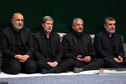 عزاداری شب عاشورای حسینی در حسینیه امام خمینی(ره)