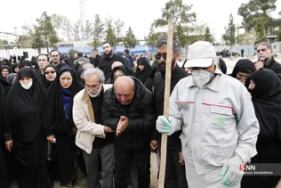 96587