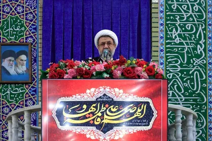 امام جمعه کرمان خواستار ورود شورای تامین استان به موضوع قاچاق سوخت شد