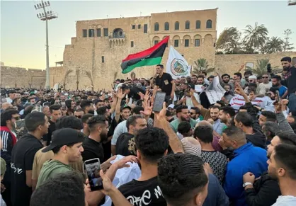 بحران سیاسی در لیبی؛ تونس خواستار گفت&zwnj;وگوی داخلی شد / خیابان&zwnj;های طرابلس خواهان برکناری دولت