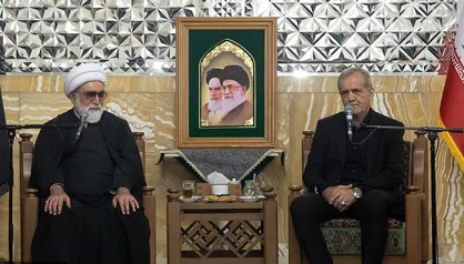 پزشکیان: تلاش دولت بر رضایت&zwnj;مندی مردم نسبت به نظام، انقلاب و حکومت است/ افراد توانمند و شایسته را قطعا حفظ خواهیم کرد