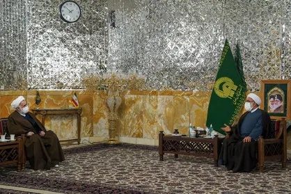 تاکید تولیت آستان قدس بر رسیدگی به خانواده شهدای مدافع حرم و رفع مشکل مسکن نیازمندان