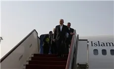 ظریف وارد اسلام‌آباد شد