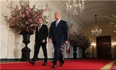 ترامپ از ماکرون خواسته از اتحادیه اروپا خارج شود