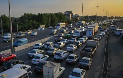 ترافیک در جادّه&zwnj;های منتهی به شمال کشور سنگین است +جزئیات