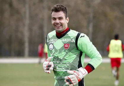 رادوشوویچ با پرسپولیس تمدید کرد