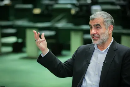 نیکزاد: آقای همتی اگر واقعا تحت فشار بود به هر بهایی وزارت نمی&zwnj;کرد؛ کنار می&zwnj;رفت/ حرف&zwnj;های او منطقی و درست نیست + فیلم