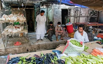 بازار مشترک مرکز استان سیستان و بلوچستان در محاصره زباله و بی&zwnj;نظمی