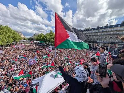 تظاهرات در پایتخت سوئد در حمایت و همبستگی با فلسطین + فیلم