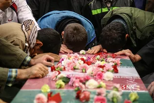 مراسم تشییع بسیجی شهید «محمد مهدی رضوان»