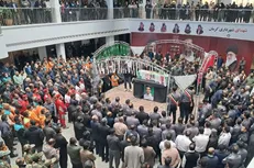 پیکر آتش نشان فداکار کرمانی تشییع شد
