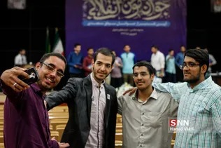 در حاشیه مراسم اختتامیه نخستین دوره رسانه ای نبأ