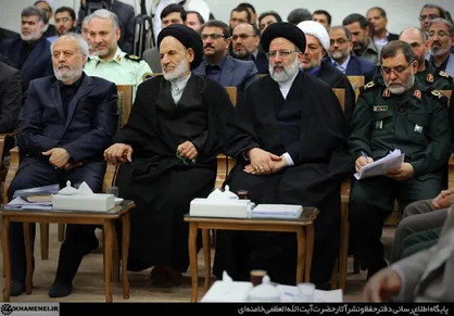نماینده ولی فقیه که سادگی کفش&zwnj;هایش میلیونی چرخید