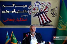 قدیری ابیانه: اصلاح طلبانی که بر مذاکره اصرار دارند سمبل افغان‌های آویزان به هواپیمای آمریکایی هستند