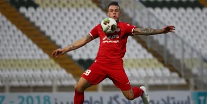 امشب، مذاکرات نهایی پرسپولیس و استوکس در دبی!