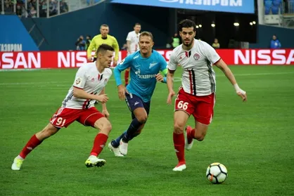 پیروزی شش امتیازی آمکار با پاس گل عزت اللهی
